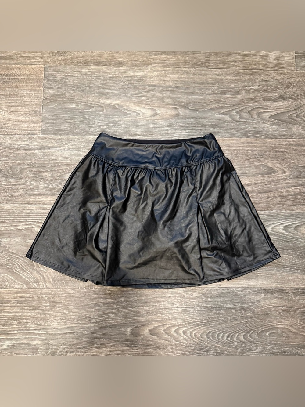 *NWOT* aerie offline real luxe leather mini skirt skort